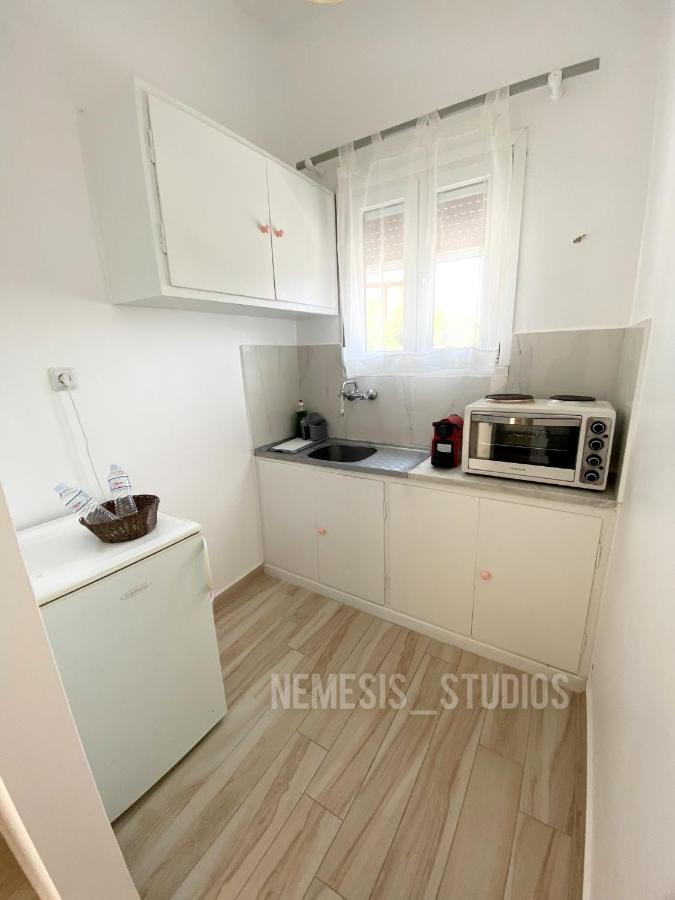 Nemesis Studios Aegina Exteriör bild
